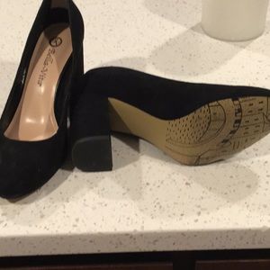 Bella~Vita Black Block Heel Pumps